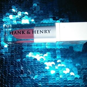 Hank & Henry liquid lip Petal Pusher *NEW*